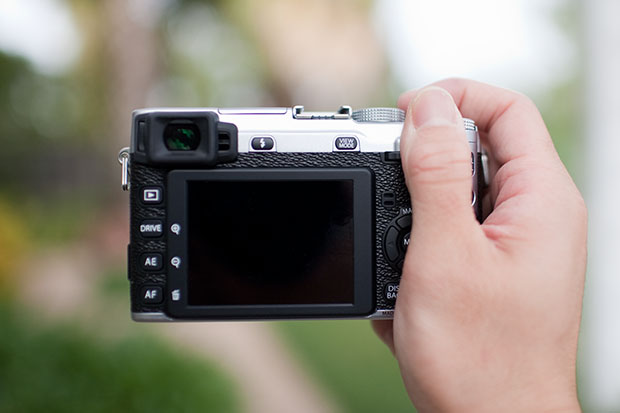 Review: Fujifilm X E1 is Both a Beauty and a Beast fujifilmxe1 2