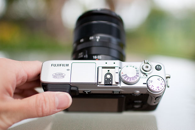 Review: Fujifilm X E1 is Both a Beauty and a Beast fujifilmxe1 7
