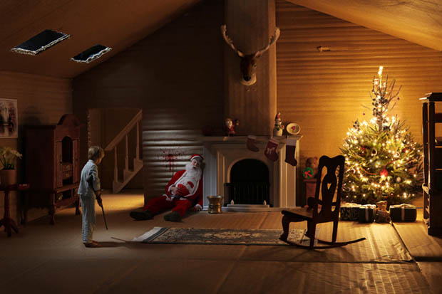 Photographs of Real People Living Inside Tiny Cardboard Box Dioramas dioramapeople 3
