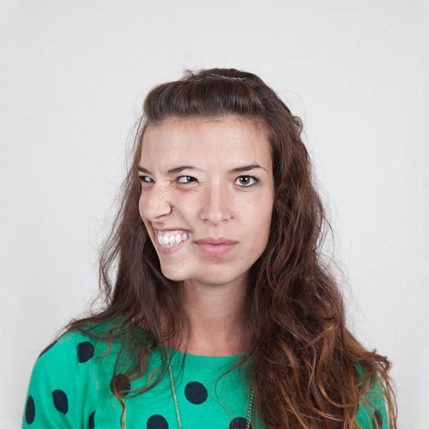 Creepy Portraits Show Subjects with One Head, Two Faces, and Three Eyes facade 1