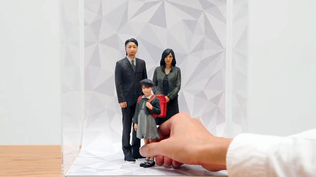 A Neat Look at How the Worlds First 3D Photo Booth Works 3dbooth 5