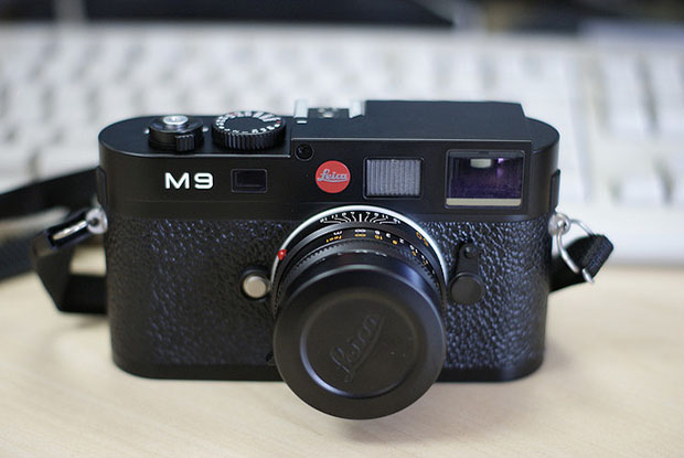 How to Upgrade Your Fujifilm X E1 Into a Leica M9 on the Cheap realleicam9
