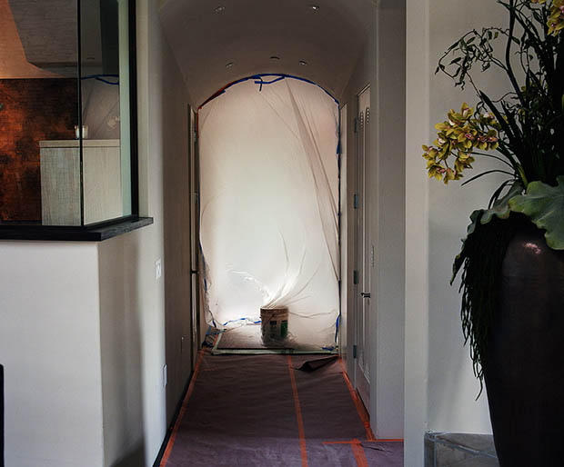 Presence: Invisible Portraits of Celebrities Hiding from the Camera kathygriffin