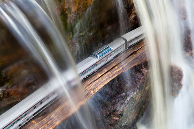 Photos of a Model Train Rumbling Across the Great Outdoors canadiantrain 9