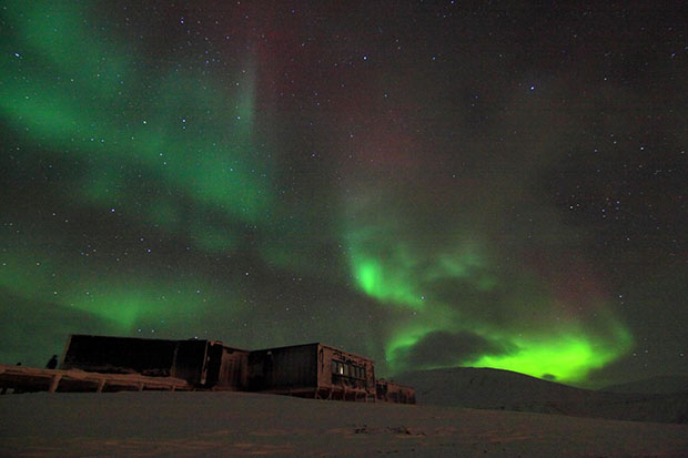 First Ever Hyperspectral Photo of Auroras hyperaurora2