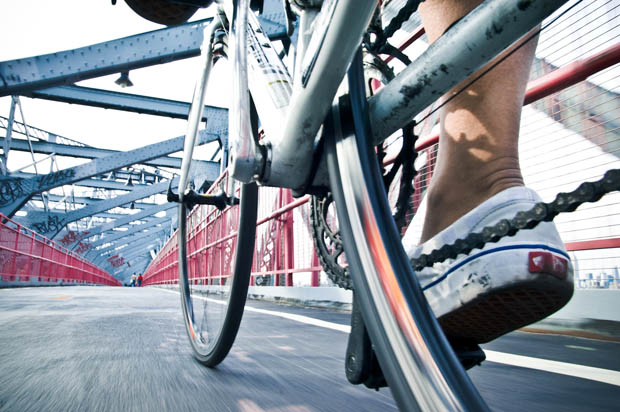 Photographs Showing What New York City Looks Like to a Bicycle nycbybike 3